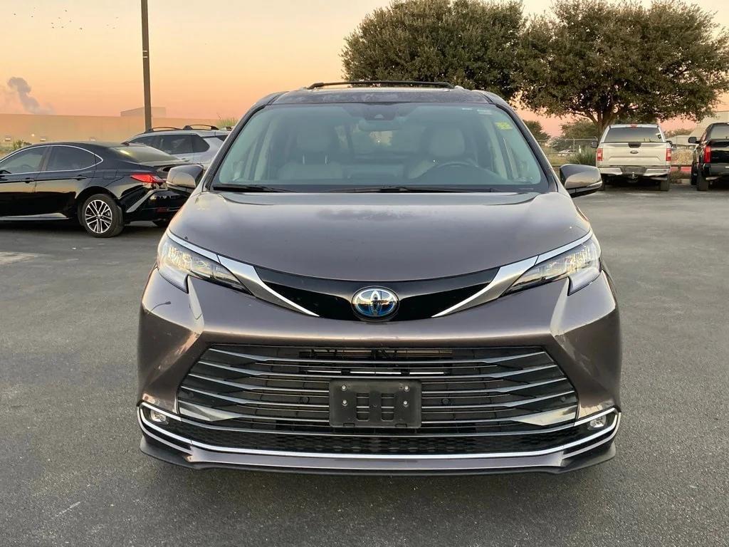 used 2022 Toyota Sienna car, priced at $42,881