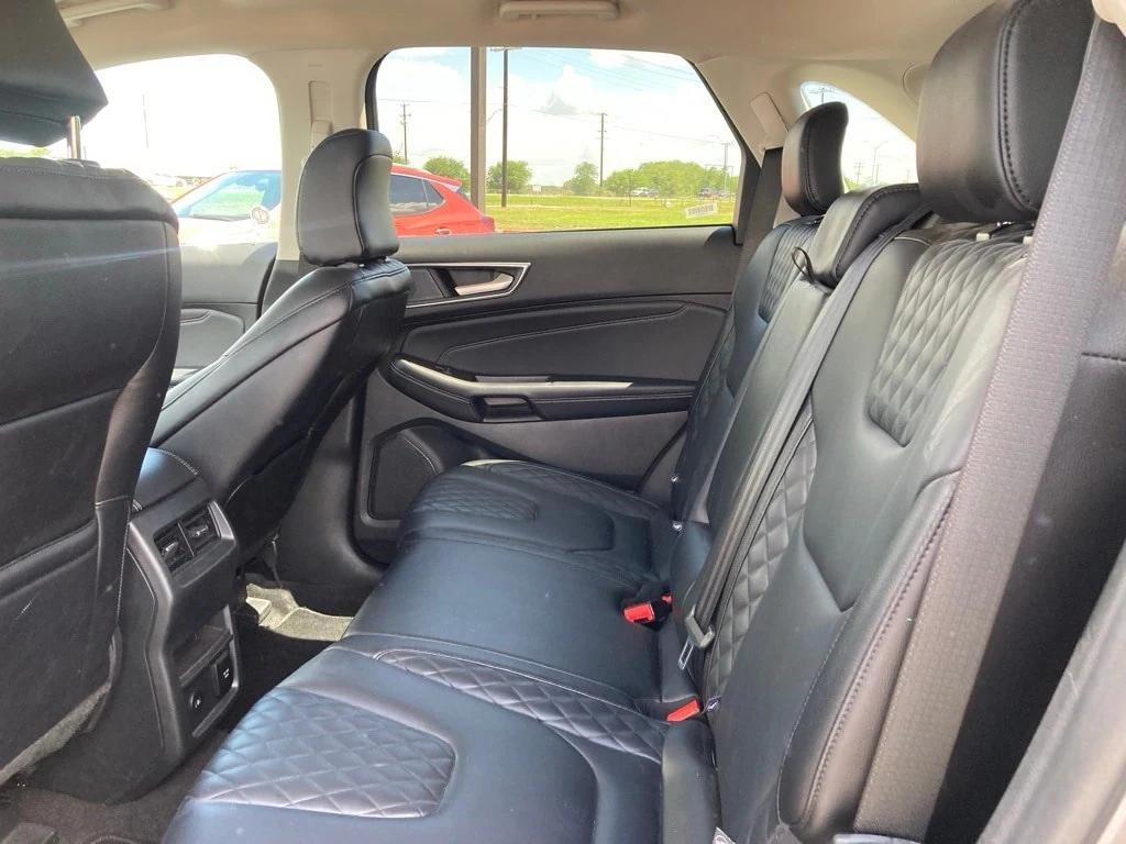 used 2024 Ford Edge car, priced at $24,401