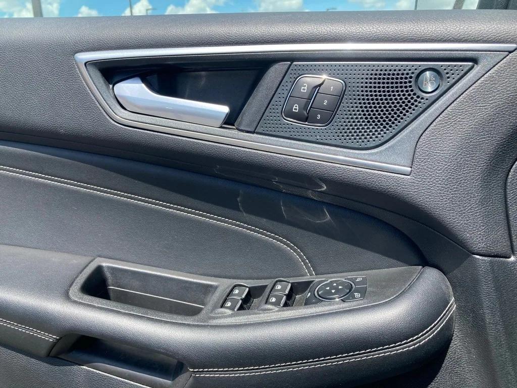 used 2024 Ford Edge car, priced at $24,401