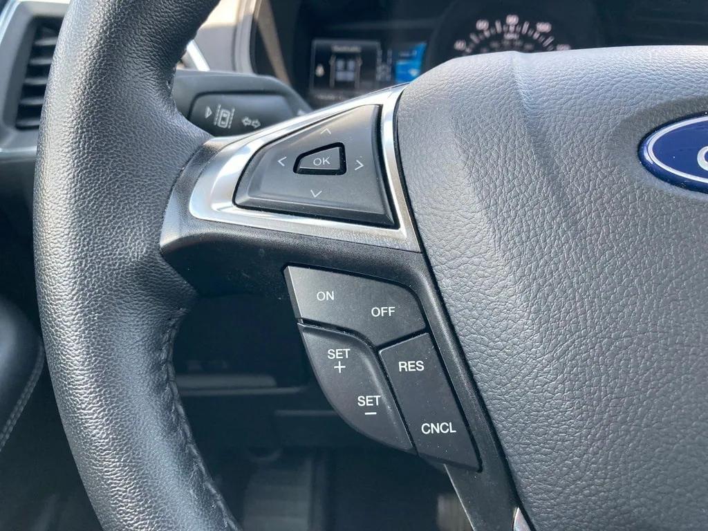 used 2024 Ford Edge car, priced at $24,401