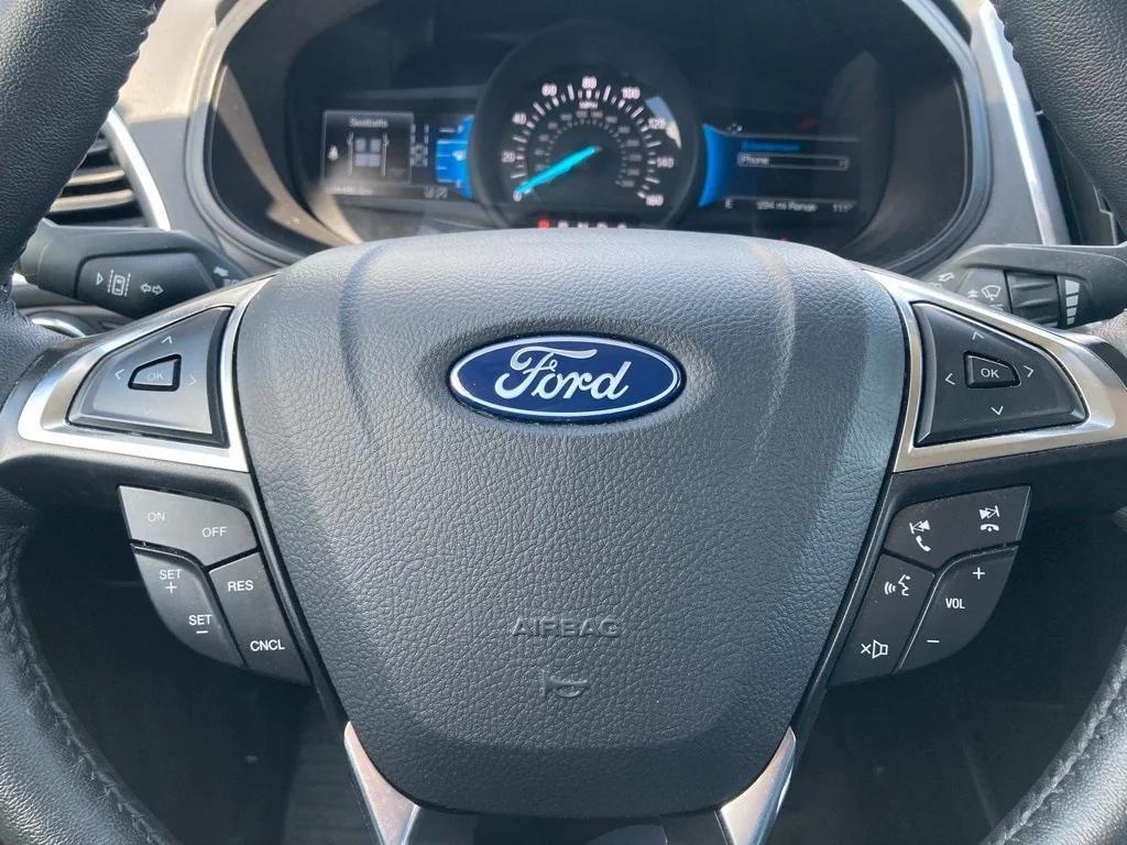 used 2024 Ford Edge car, priced at $24,401