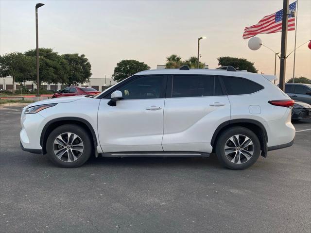 used 2023 Toyota Highlander car, priced at $33,951