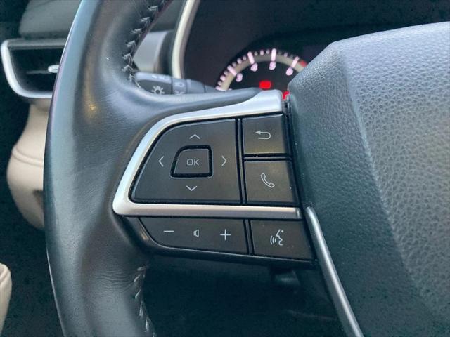 used 2023 Toyota Highlander car, priced at $31,451