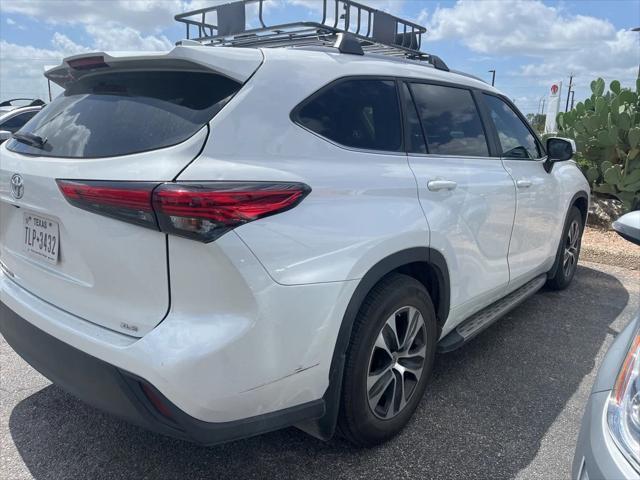 used 2023 Toyota Highlander car, priced at $33,951