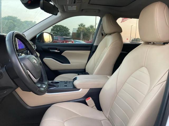 used 2023 Toyota Highlander car, priced at $33,951