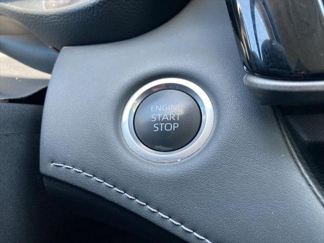 used 2024 Toyota Highlander car, priced at $33,591