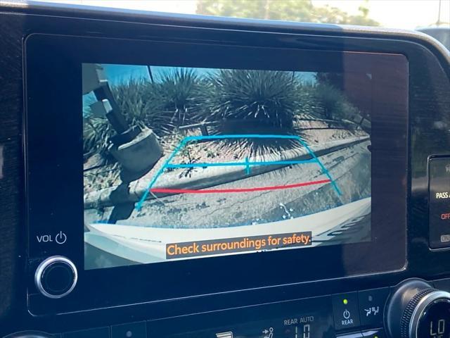 used 2024 Toyota Highlander car, priced at $33,591