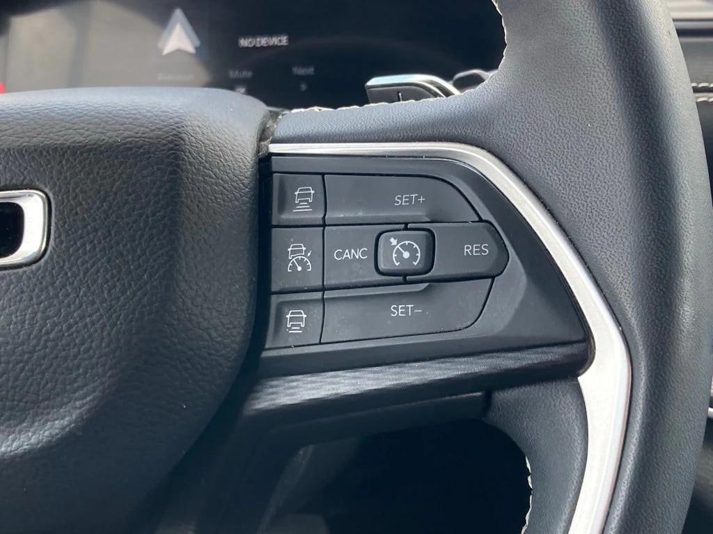 used 2023 Jeep Grand Cherokee L car, priced at $25,841