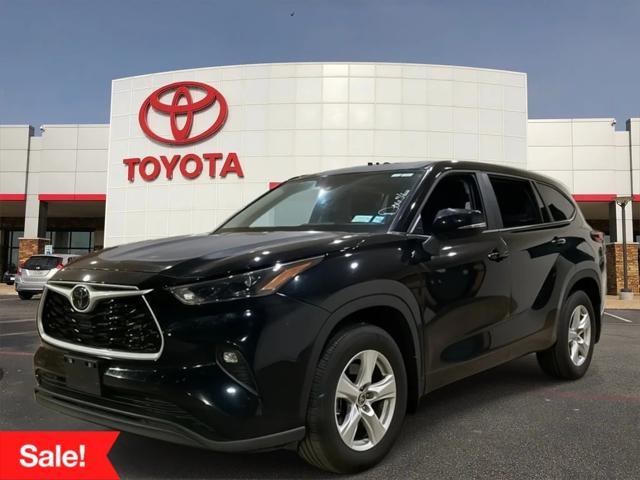 used 2024 Toyota Highlander car, priced at $34,951