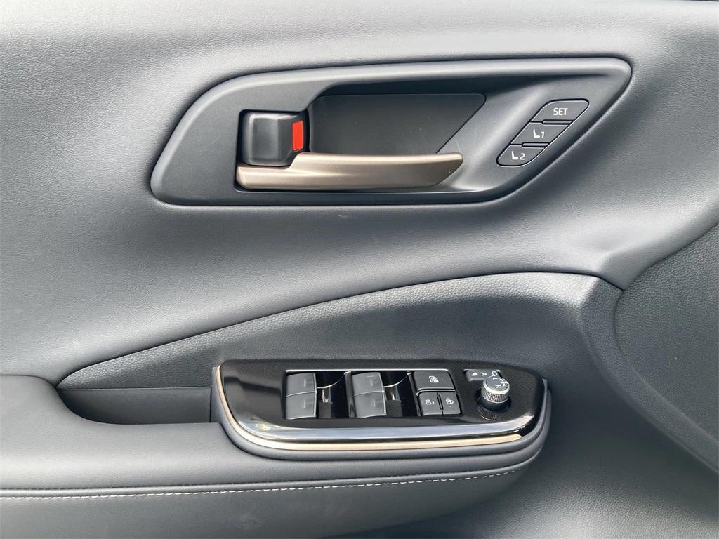 new 2025 Toyota Crown Signia car, priced at $54,753