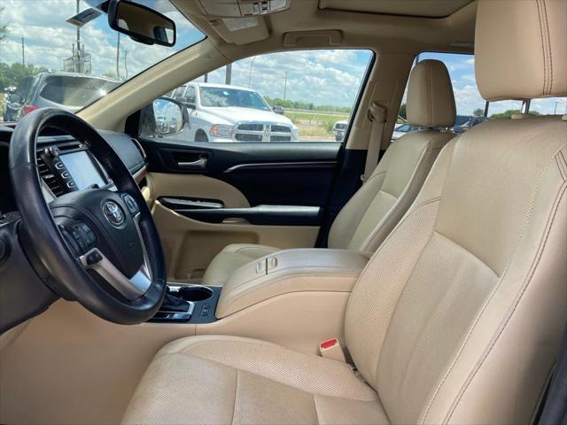used 2014 Toyota Highlander car, priced at $18,351