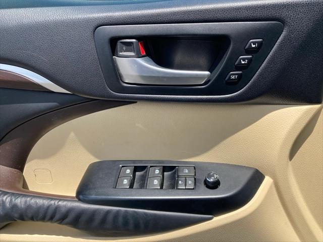 used 2014 Toyota Highlander car, priced at $18,351