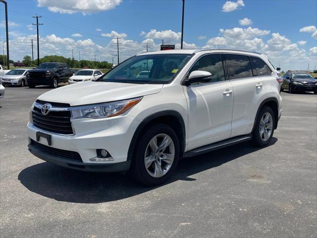 used 2014 Toyota Highlander car, priced at $18,351