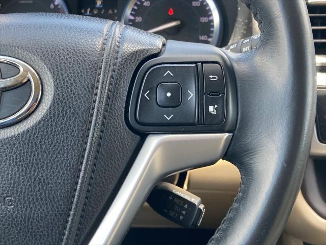 used 2014 Toyota Highlander car, priced at $18,351