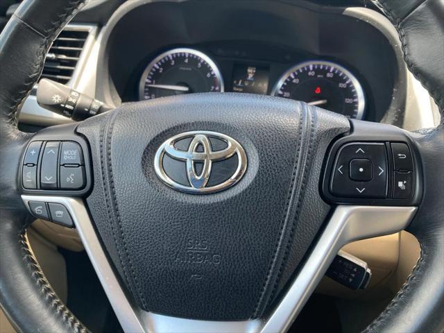 used 2014 Toyota Highlander car, priced at $18,351