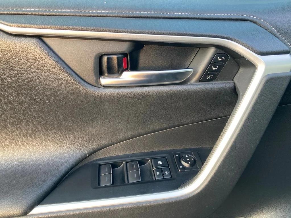 used 2022 Toyota RAV4 Hybrid car, priced at $28,551