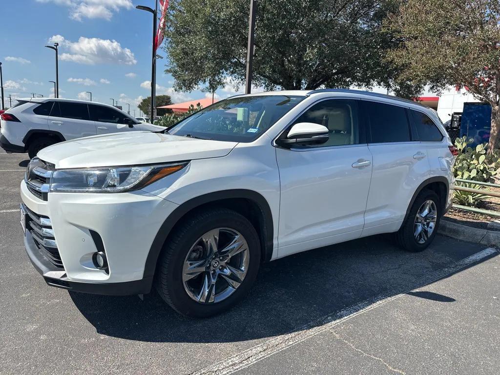 used 2018 Toyota Highlander car, priced at $20,951