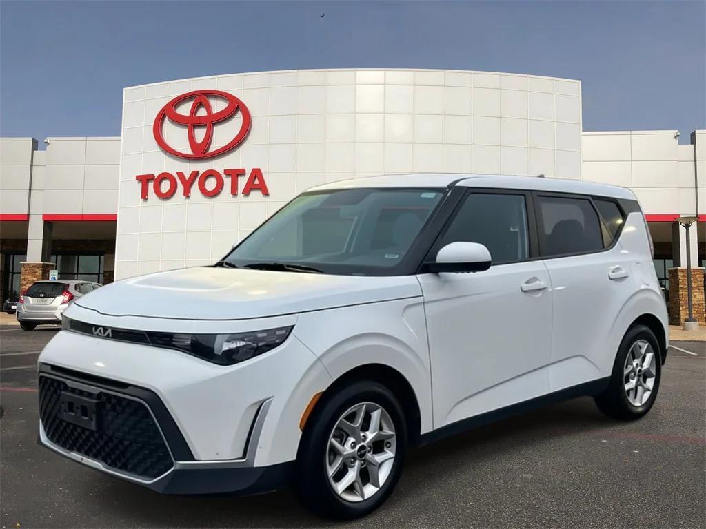 used 2024 Kia Soul car, priced at $16,421