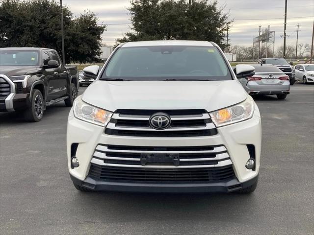 used 2017 Toyota Highlander car, priced at $19,380