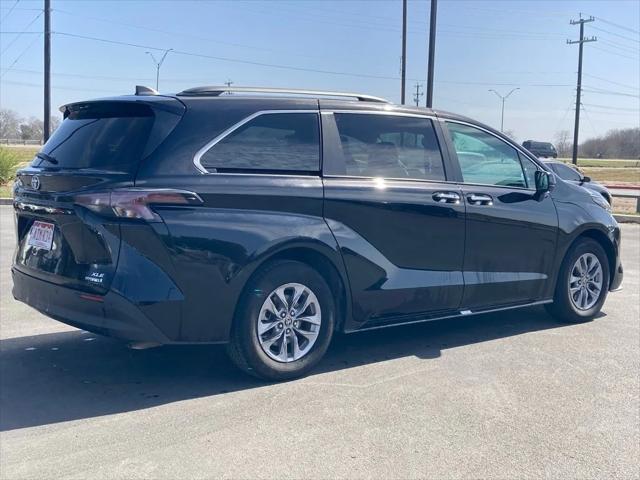 used 2023 Toyota Sienna car, priced at $39,281