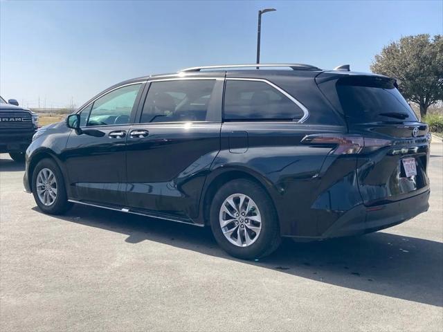 used 2023 Toyota Sienna car, priced at $39,281