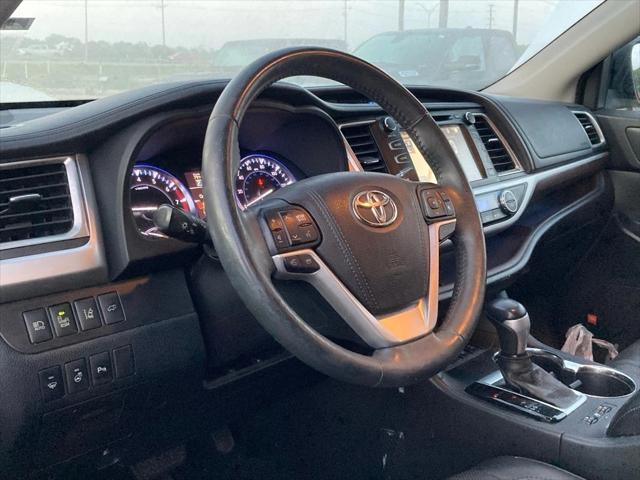 used 2016 Toyota Highlander car, priced at $22,851
