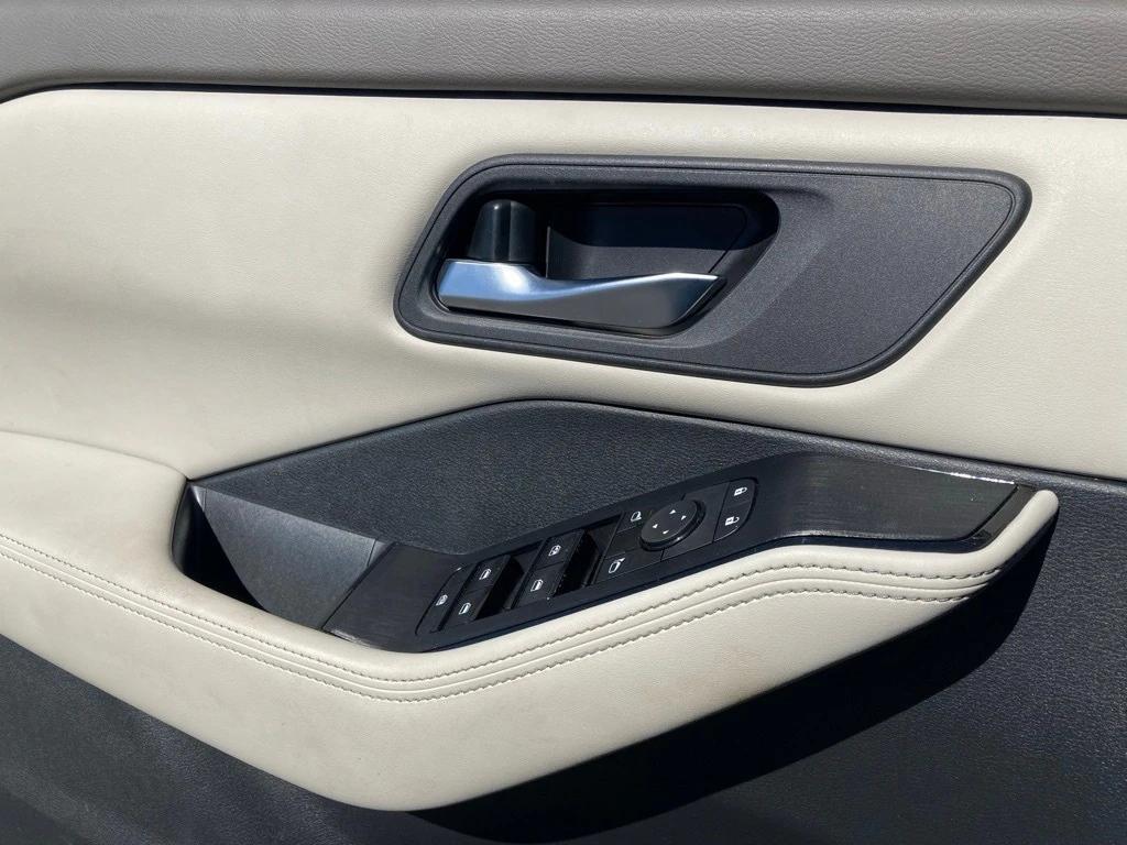 used 2024 Nissan Rogue car, priced at $21,891