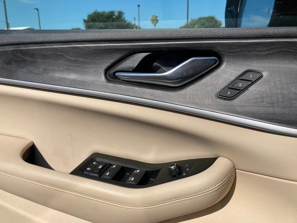 used 2024 Jeep Grand Cherokee car, priced at $36,851
