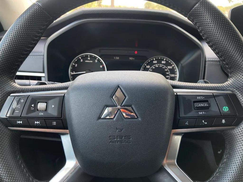 used 2024 Mitsubishi Outlander car, priced at $21,991