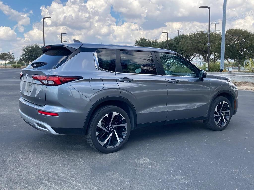 used 2024 Mitsubishi Outlander car, priced at $21,991