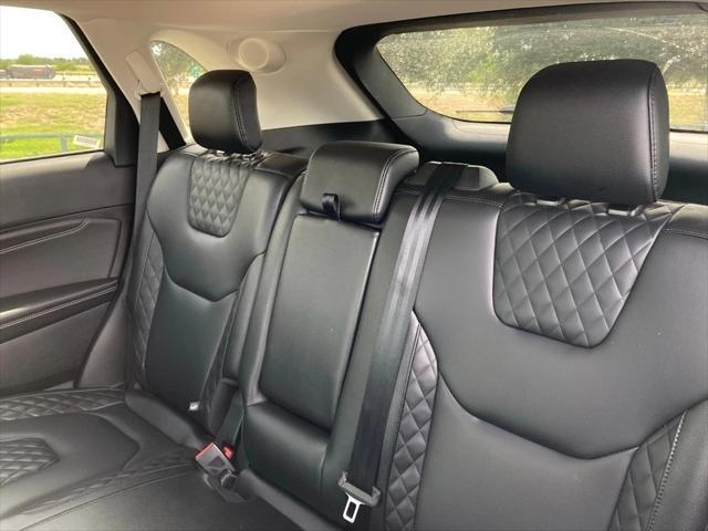 used 2024 Ford Edge car, priced at $28,951