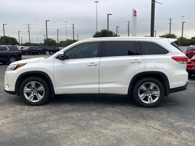 used 2018 Toyota Highlander car, priced at $22,491