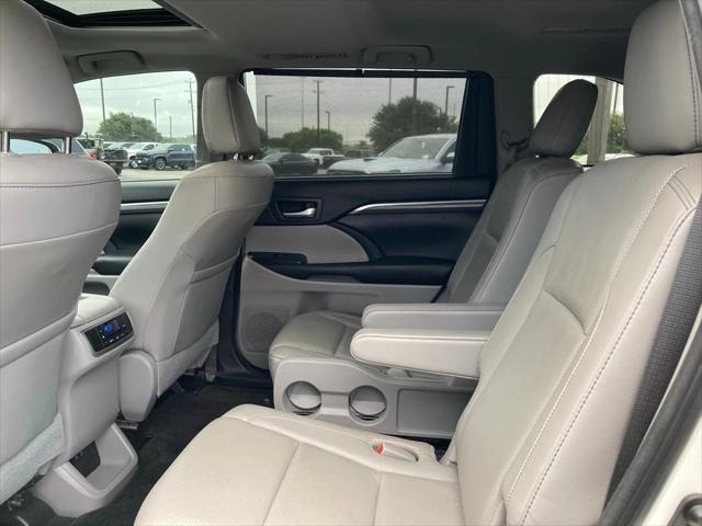 used 2018 Toyota Highlander car, priced at $22,491