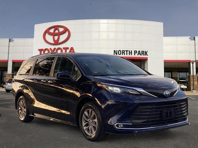 used 2024 Toyota Sienna car, priced at $43,951