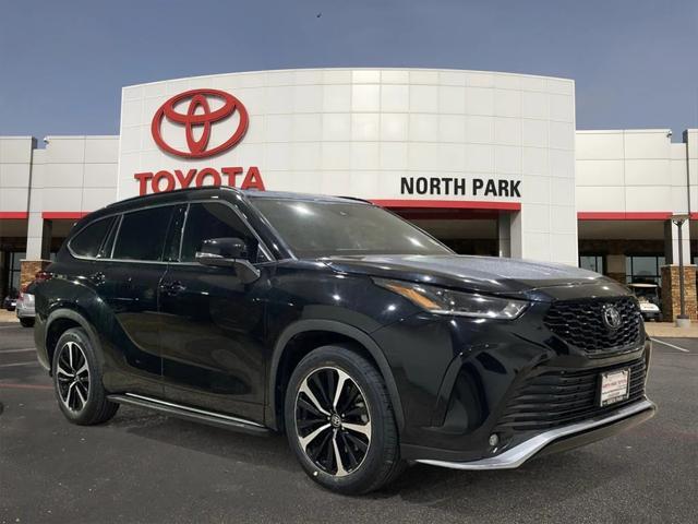 used 2021 Toyota Highlander car, priced at $35,951