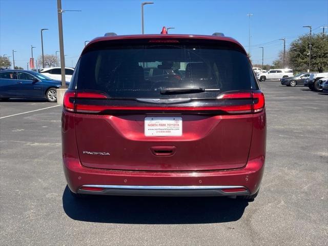 used 2021 Chrysler Pacifica car, priced at $18,471