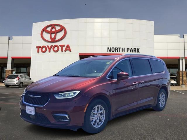 used 2021 Chrysler Pacifica car, priced at $18,471