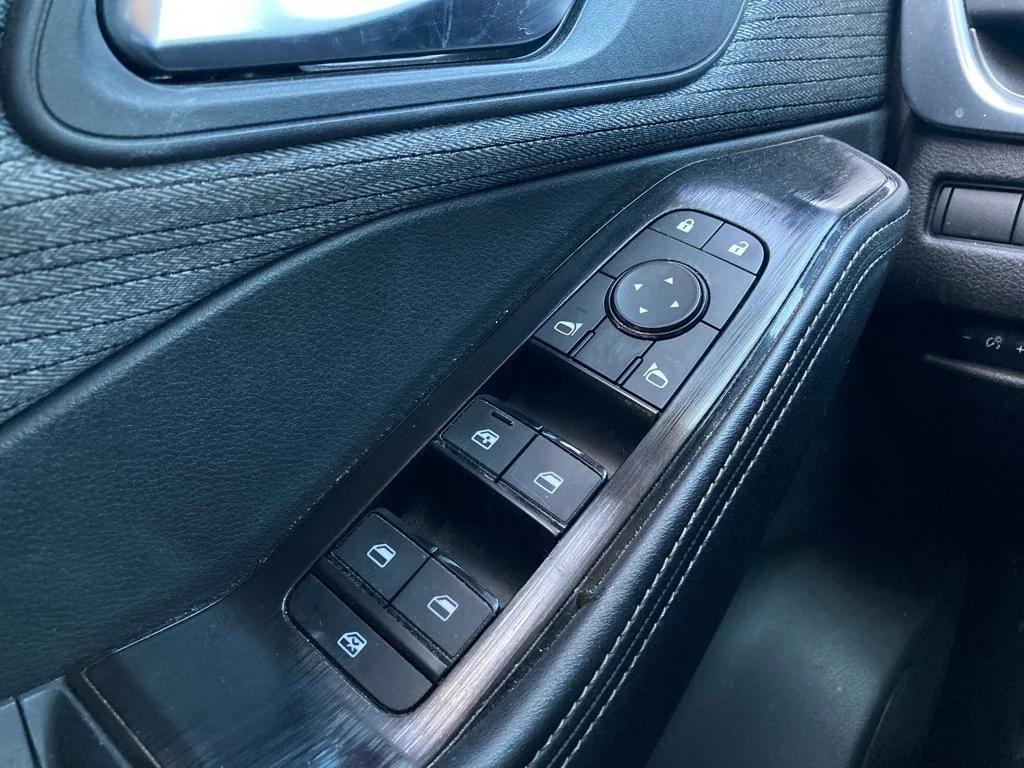 used 2023 Nissan Rogue car, priced at $19,291