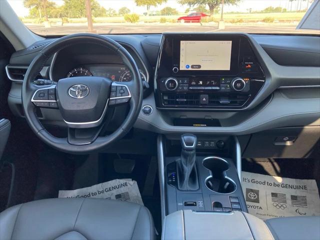 used 2023 Toyota Highlander car, priced at $38,951