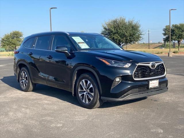 used 2023 Toyota Highlander car, priced at $38,951