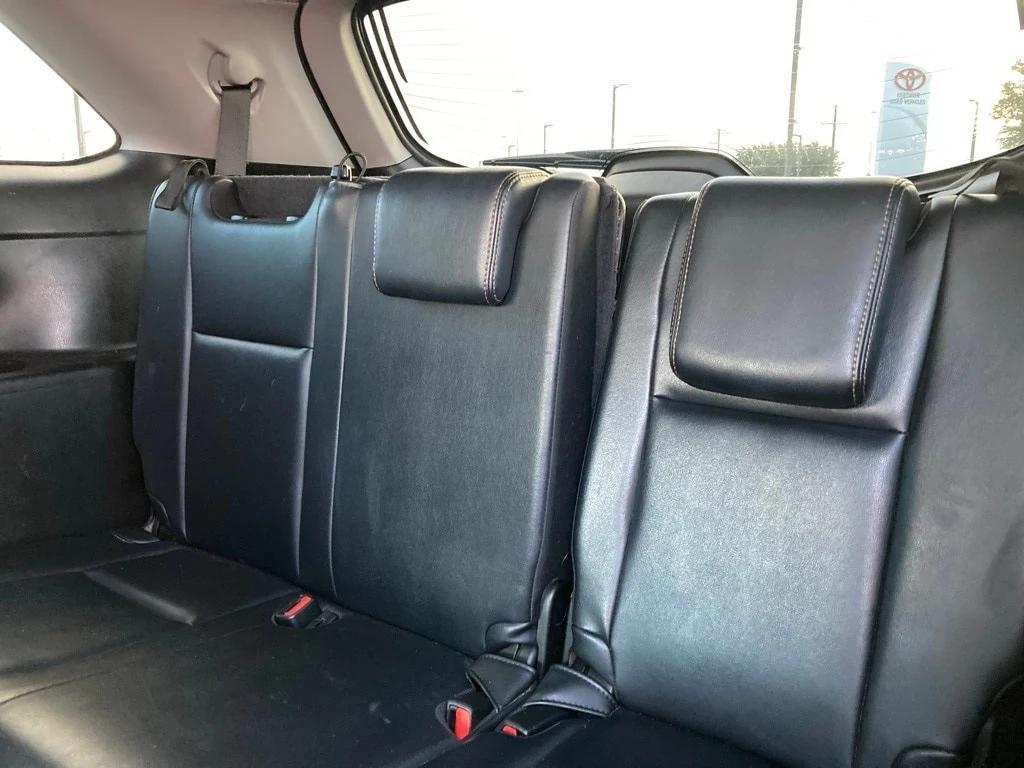 used 2018 Toyota Highlander car, priced at $21,271