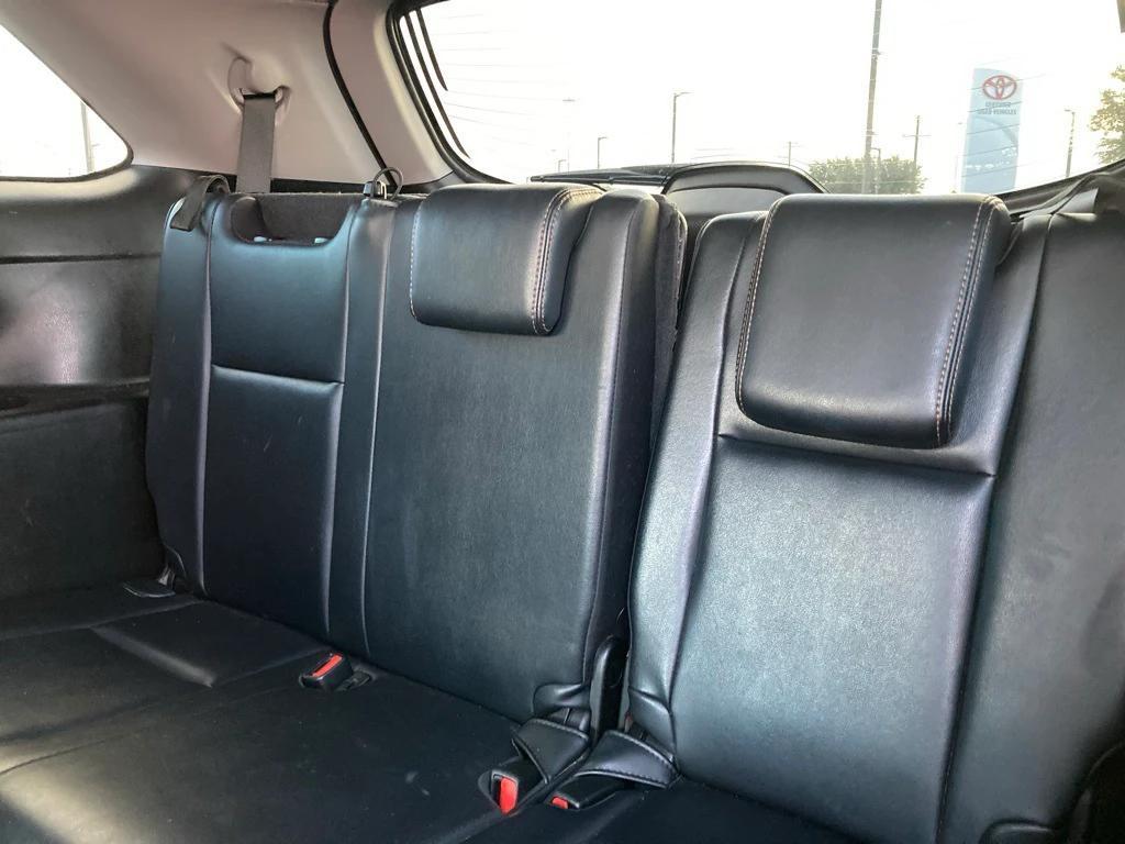 used 2018 Toyota Highlander car, priced at $21,971