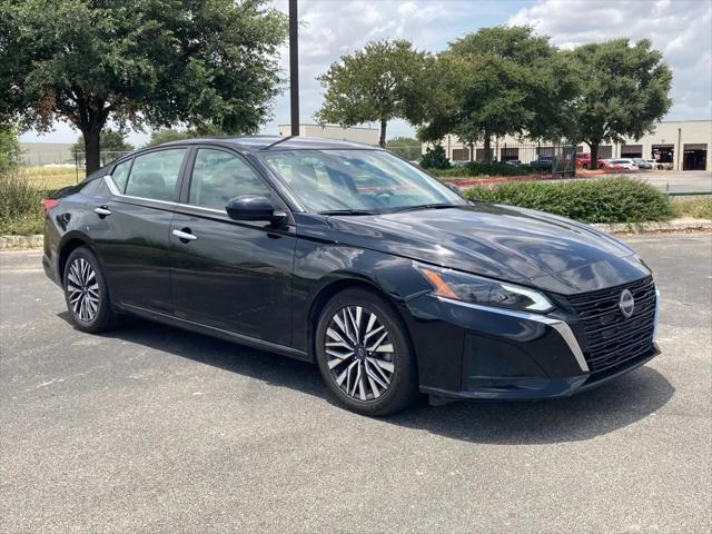 used 2023 Nissan Altima car, priced at $17,591