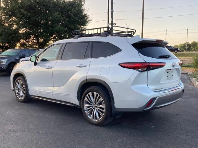 used 2022 Toyota Highlander Hybrid car, priced at $43,851
