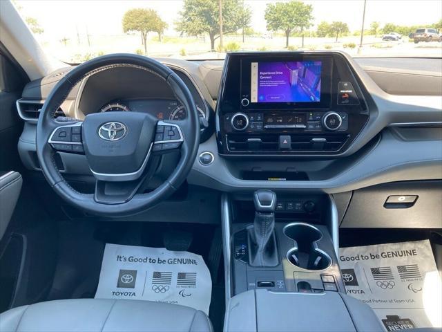 used 2023 Toyota Highlander car, priced at $38,781