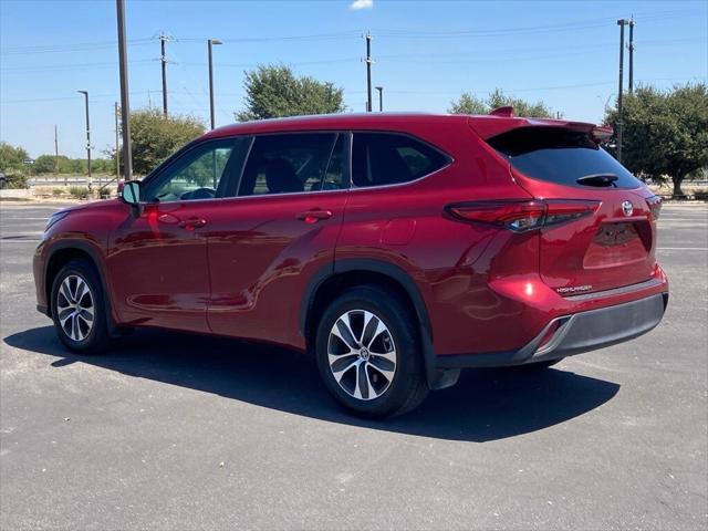 used 2023 Toyota Highlander car, priced at $38,781