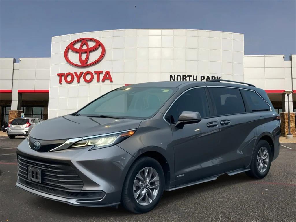 used 2021 Toyota Sienna car, priced at $28,651