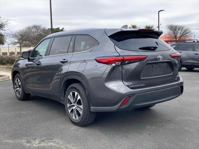 used 2023 Toyota Highlander car, priced at $36,891