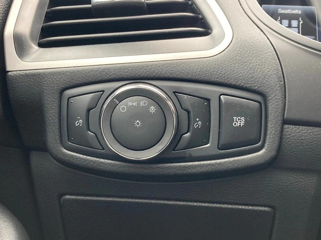 used 2024 Ford Edge car, priced at $25,381