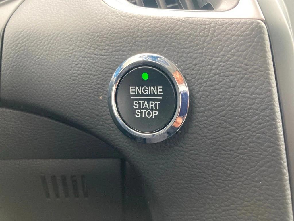 used 2024 Ford Edge car, priced at $25,381